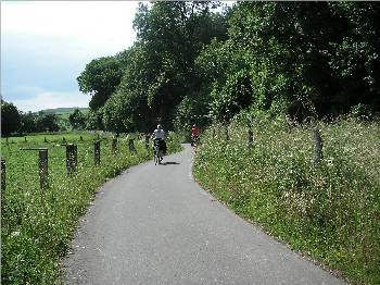 Radweg R1